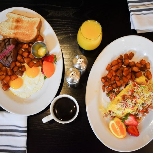 We hope your weekend brunch plans look a lot like this.

Explore our brunch menu, order take-out, or make your reservation with the link in our bio.

#brunchin #mimosatime #foodieapolis #brunchmpls #eatertwincities #mneats #mplsbreakfast #eatdrinkdishmpls