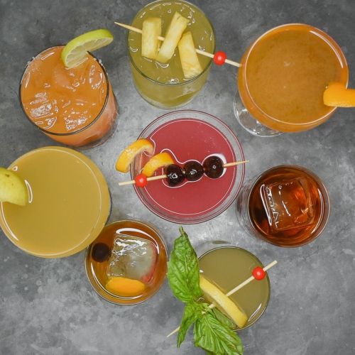 No two people are alike, and neither are our cocktails! At Umbra, we have a wide range of cocktail and mocktail options to please anyone.

Click on the link in our bio to explore our beverage menu and plan what you’ll be ordering.

#cocktails #mocktails #mplsbar #mncocktails #eatdrinkdishmpls #minneapolisfoodie #eatertwincities #craftcocktails #mpls #cheers