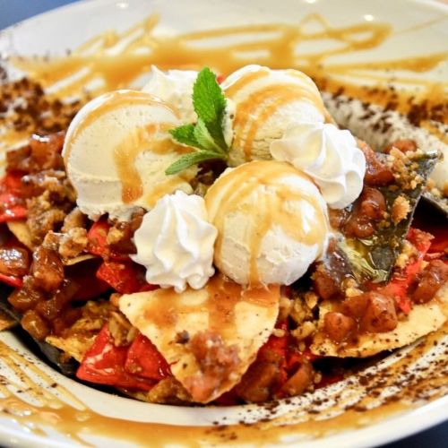 Indulge in the sweeter things in life and try our new Apple Nachos dessert made with candied bourbon apples, pecans, chocolate, caramel and vanilla bean ice cream.

#applenachos #dessertnachos #sweettooth #bestfoodtwincities #mplsfoodie #eatertwincities #dessert